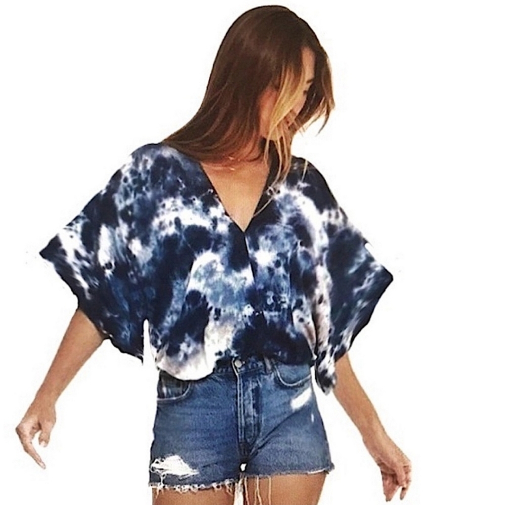 YF&B Young Fabulous & Broke Navy Tie-Dye Button-down Blouse Boho Sleeve Like New